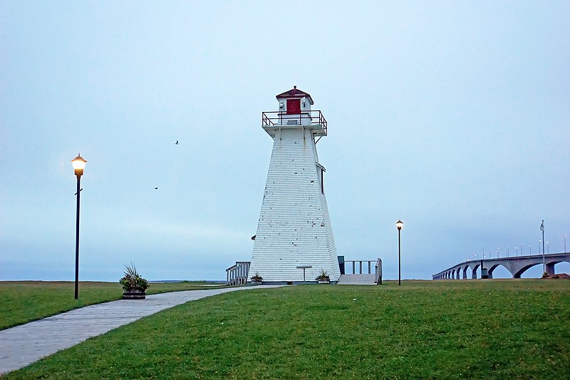 Prince Edward Island / Port Borden Rear Range lighthouse
Author of the photo: [url=https://www.flickr.com/photos/archer10/] Dennis Jarvis[/url]

Keywords: Prince Edward Island;Canada;Port Borden;Northumberland Strait