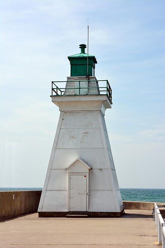 Ontario / Lake Erie / Port Dover West Pier lighthouse
Author of the photo: [url=https://www.flickr.com/photos/8752845@N04/]Mark[/url]
Keywords: Lake Erie;Ontario;Canada;Port Dover
