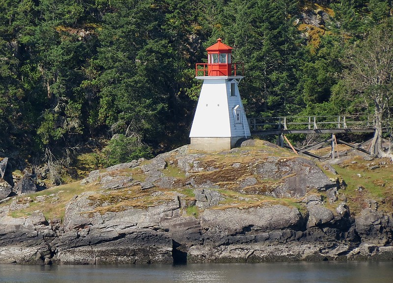 British Columbia / Portlock Point lighthouse
Author of the photo: [url=https://www.flickr.com/photos/21475135@N05/]Karl Agre[/url] 
Keywords: British Columbia;Canada;Prevost island