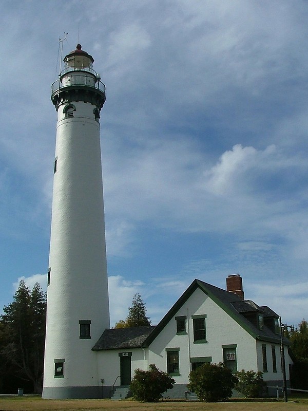 Michigan / New Presque Isle lighthouse
Author of the photo: [url=https://www.flickr.com/photos/larrymyhre/]Larry Myhre[/url]

Keywords: Michigan;Lake Huron;United States