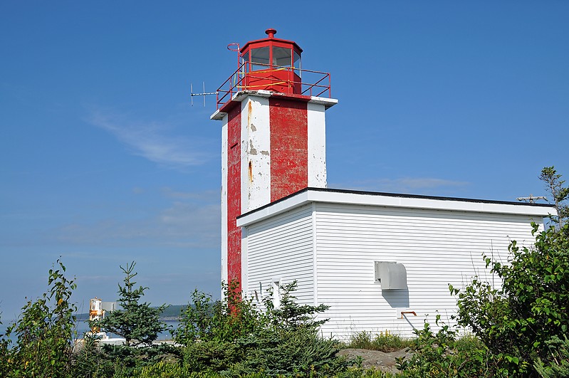 Nova Scotia / Prim Point Lighthouse
Author of the photo: [url=https://www.flickr.com/photos/archer10/]Dennis Jarvis[/url]
Keywords: Nova Scotia;Canada;Bay of Fundy