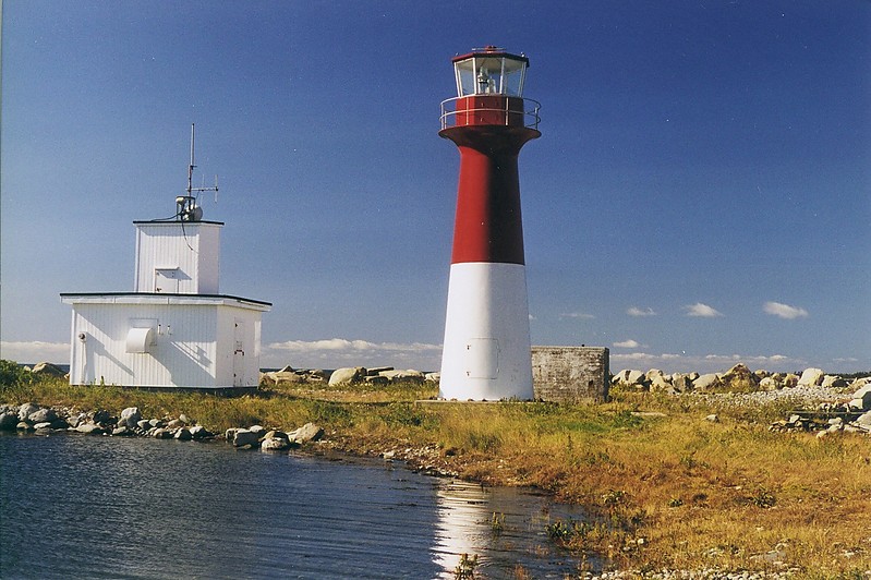 Nova Scotia / Pubnico harbour lighthouse
Author of the photo: [url=https://www.flickr.com/photos/larrymyhre/]Larry Myhre[/url]

Keywords: Atlantic ocean;Canada;Nova Scotia