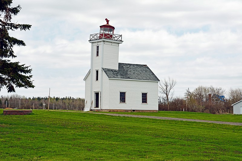 Nova Scotia / Pugwash lighthouse (old)
AKA Fishing Point
Author of the photo: [url=https://www.flickr.com/photos/8752845@N04/]Mark[/url]
Keywords: Northumberland Strait;Nova Scotia;Canada;Pugwash