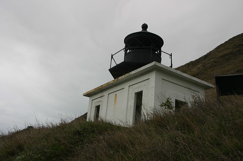 California / Punta Gorda lighthouse
Author of the photo: [url=https://www.flickr.com/photos/31291809@N05/]Will[/url]

Keywords: United States;Pacific ocean;California