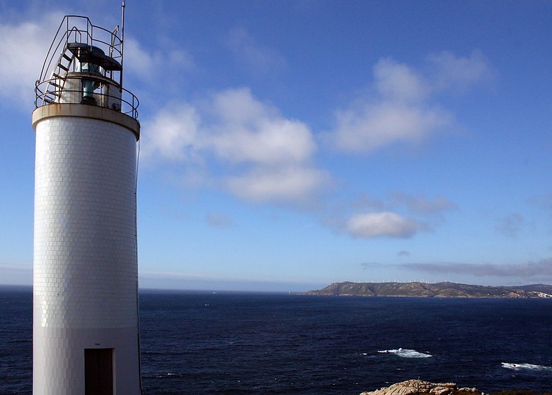 Laxe / Punta Lage lighthouse
Author of the photo: [url=https://www.flickr.com/photos/34919326@N00/]Fin Wright[/url]

Keywords: Spain;Galicia;Bay of Biscay;Laxe