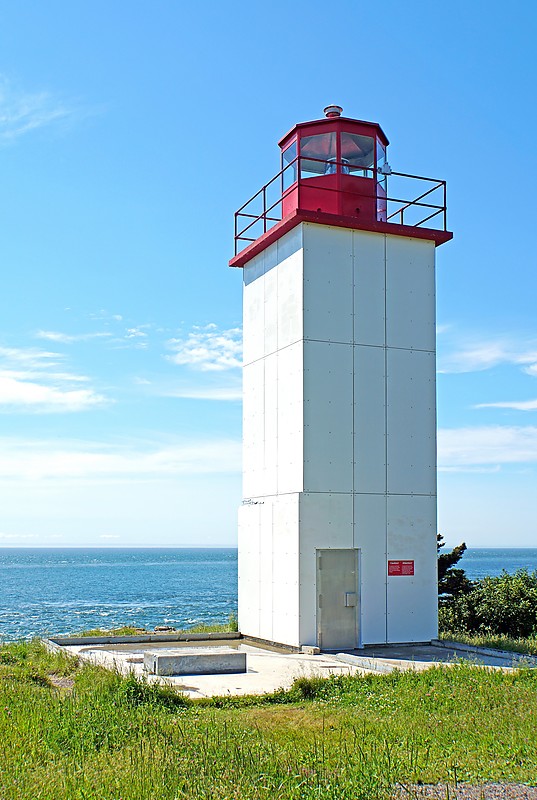 New Brunswick / Quaco Head (3) lighthouse
Author of the photo: [url=https://www.flickr.com/photos/archer10/]Dennis Jarvis[/url]
Keywords: New Brunswick;Canada;Bay of Fundy
