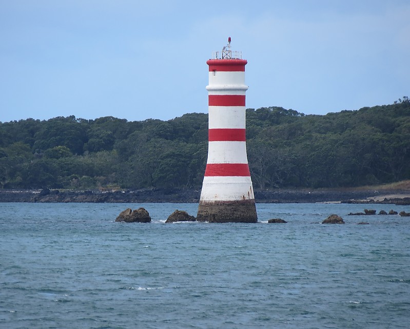Auckland / Rangitoto Island Lighthouse
Author of the photo: [url=https://www.flickr.com/photos/21475135@N05/]Karl Agre[/url]
Keywords: Auckland;New Zealand;Pacific Ocean;Offshore
