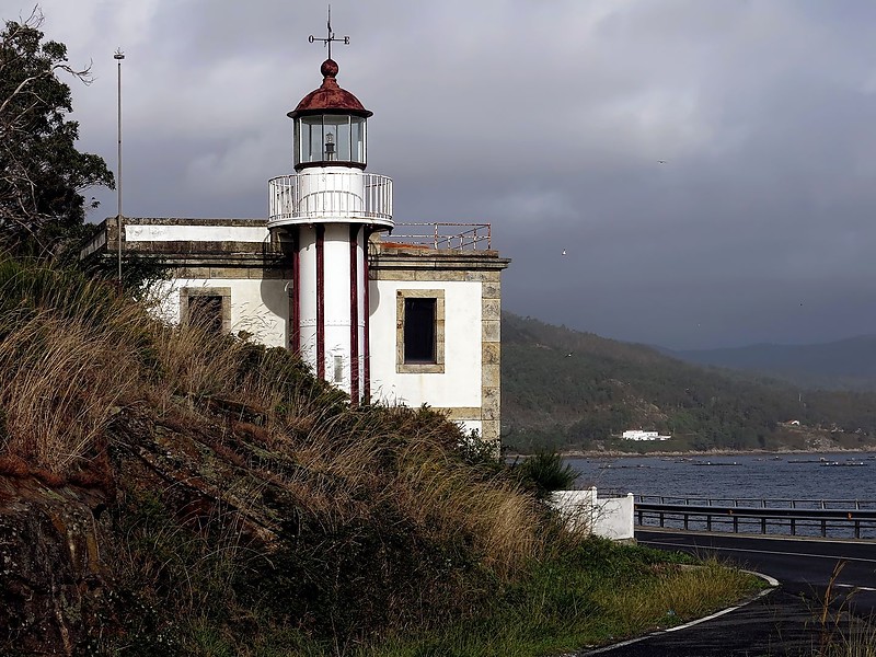 Galicia / Cabo Rebordiño lighthouse
Author of the photo: [url=https://www.flickr.com/photos/69793877@N07/]jburzuri[/url]

Keywords: Rua de Muros;Galicia;Spain;Atlantic ocean