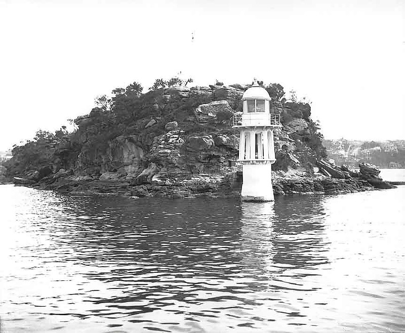Sydney Harbour / Robertson's Point lighthouse - historic picture
NSW State Archives
Keywords: Sydney Harbour;Australia;Tasman sea;New South Wales;Historic