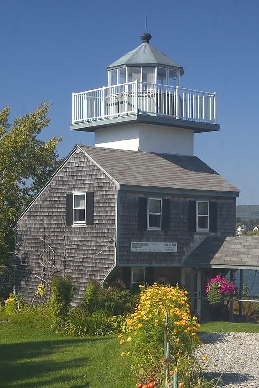 Maine / Rockland Harbor Southwest lighthouse
Author of the photo: [url=https://jeremydentremont.smugmug.com/]nelights[/url]

Keywords: Rockland;Maine;United States;Atlantic ocean