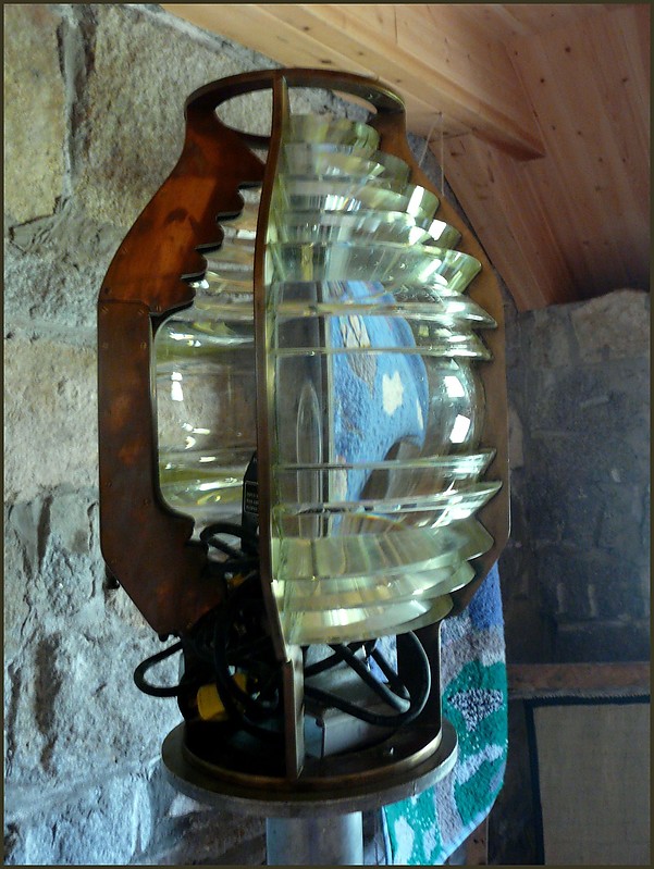 Newfoundland / Rose Blanche lighthouse - lamp
Author of the photo: [url=https://www.flickr.com/photos/9742303@N02/albums]Kaye Duncan[/url]

Keywords: Newfoundland;Canada;Cabot strait;Lamp