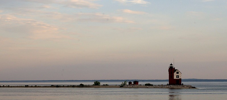 Michigan / Strait of Mackinac  / Round Island Lighthouse
Author of the photo: [url=https://www.flickr.com/photos/jowo/]Joel Dinda[/url]

Keywords: Michigan;Strait of Mackinac;Lake Huron;United States