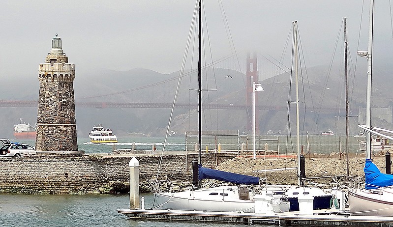 California / San Francisco Marina District lighthouse
                               
Keywords: United States;Pacific ocean;California;San Francisco