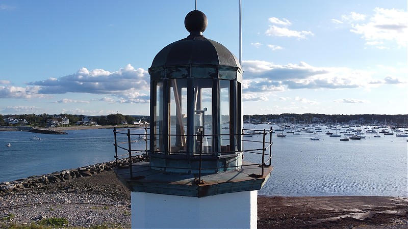 Massachusetts / Scituate lighthouse - lantern
Author of the photo: [url=https://www.flickr.com/photos/31291809@N05/]Will[/url]
Keywords: Massachusetts;Scituate;United States;Atlantic ocean;Lantern