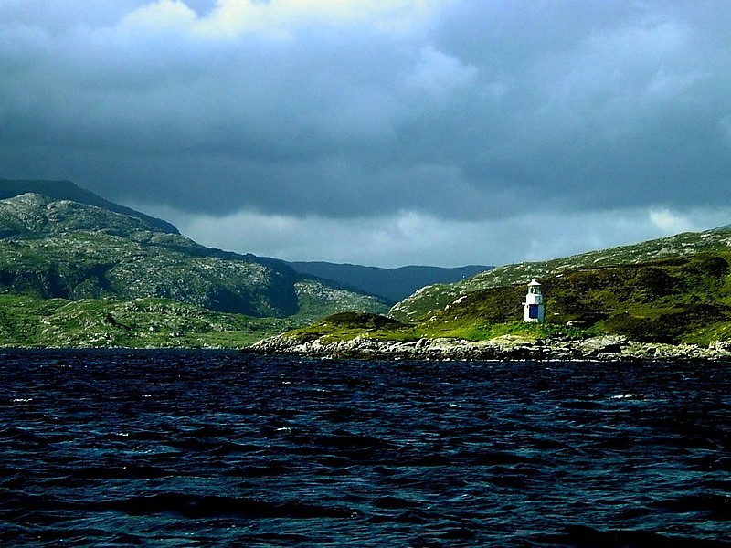 Outer Hebrides / Sgeir Ghlas lighthouse
Author of the photo: [url=https://www.flickr.com/photos/16141175@N03/]Graham And Dairne[/url]

Keywords: Outer Hebrides;Scotland;United Kingdom