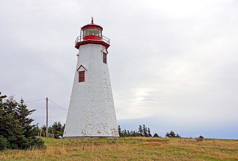 Prince Edward Island / Seacow Head Lighthouse
Author of the photo: [url=https://www.flickr.com/photos/archer10/] Dennis Jarvis[/url]

           
Keywords: Prince Edward Island;Canada;Northumberland Strait