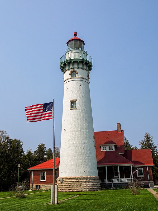 Michigan / Seul Choix Point lighthouse 
Author of the photo: [url=https://www.flickr.com/photos/selectorjonathonphotography/]Selector Jonathon Photography[/url]
Keywords: Michigan;Lake Michigan;United States