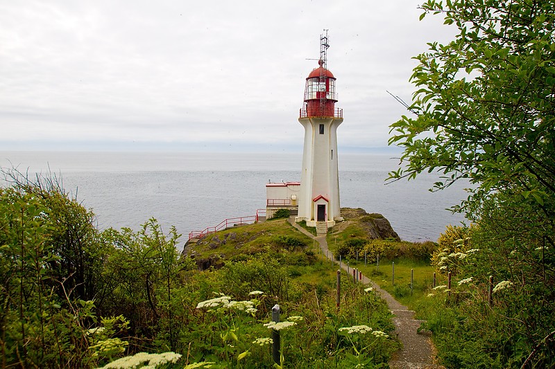 Sheringham Point Lighthouse
Author of the photo: [url=https://jeremydentremont.smugmug.com/]nelights[/url]
Keywords: Shirley;Vancouver Island;British Columbia;Canada