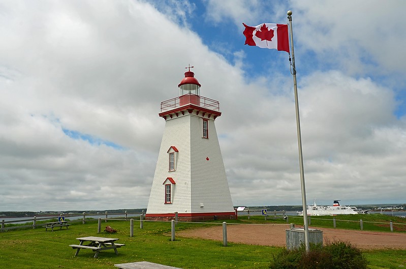 Prince Edward Island / Souris East Lighthouse
Author of the photo: [url=https://www.flickr.com/photos/8752845@N04/]Mark[/url]
Keywords: Prince Edward Island;Canada;Northumberland Strait