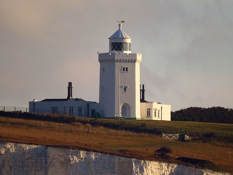 East-entrance Dover Strait / South Foreland (High) Lighthouse
Author of the photo: [url=https://www.flickr.com/photos/larrymyhre/]Larry Myhre[/url]
Keywords: Dover;England;United Kingdom;English channel