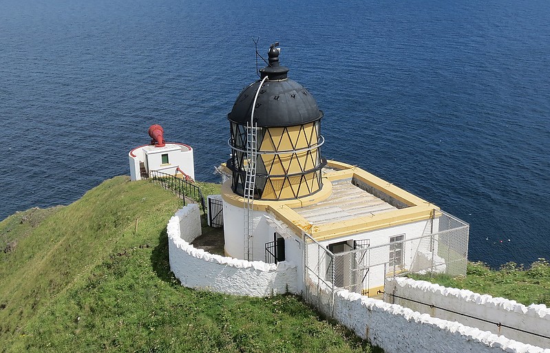 North Sea / Berwickshire / St. Abbs Head Lighthouse
Author of the photo: [url=https://www.flickr.com/photos/21475135@N05/]Karl Agre[/url]
Keywords: North Sea;Berwickshire;Scotland;United Kingdom;Siren