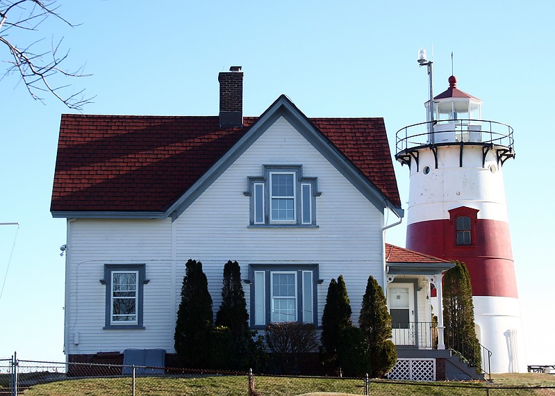 Connecticut / Stratford Point lighthouse
Author of the photo:[url=https://www.flickr.com/photos/lighthouser/sets]Rick[/url]
Keywords: Connecticut;United States;Atlantic ocean
