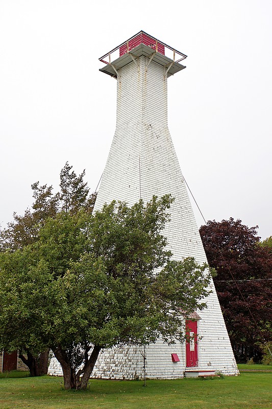 Prince Edward Island /  Summerside Range Rear Lighthouse
Author of the photo: [url=https://www.flickr.com/photos/archer10/] Dennis Jarvis[/url]

Keywords: Prince Edward Island;Canada;Summerside;Bedeque Bay;Northumberland Strait