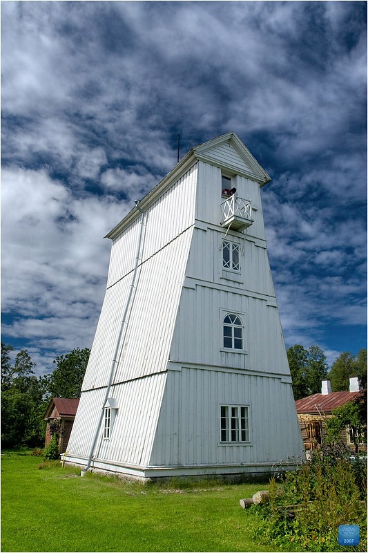 Suurupi (Surupe) Range Front lighthouse
Author of the photo: [url=http://www.panoramio.com/user/1496126]Tuderna[/url]
Keywords: Estonia;Gulf of Finland
