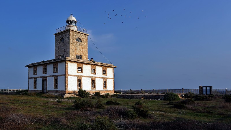 Tabarca Island Lighthouse
Author of the photo: [url=https://www.flickr.com/photos/69793877@N07/]jburzuri[/url]
Keywords: Mediterranean Sea;Spain;Comunidad Valenciana;Alicante;Isla de Tabarca