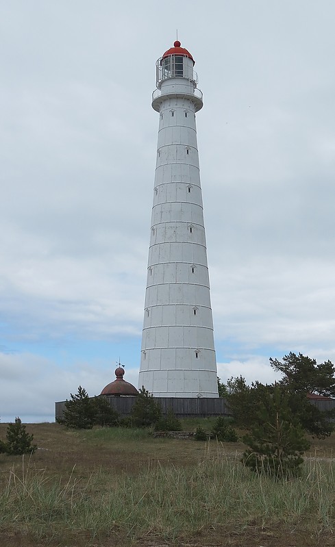 Tahkuna Neem / Tahkuna (Tackerort) Lighthouse
Author of the photo: [url=https://www.flickr.com/photos/21475135@N05/]Karl Agre[/url]
Keywords: Estonia;Hiiumaa;Baltic sea