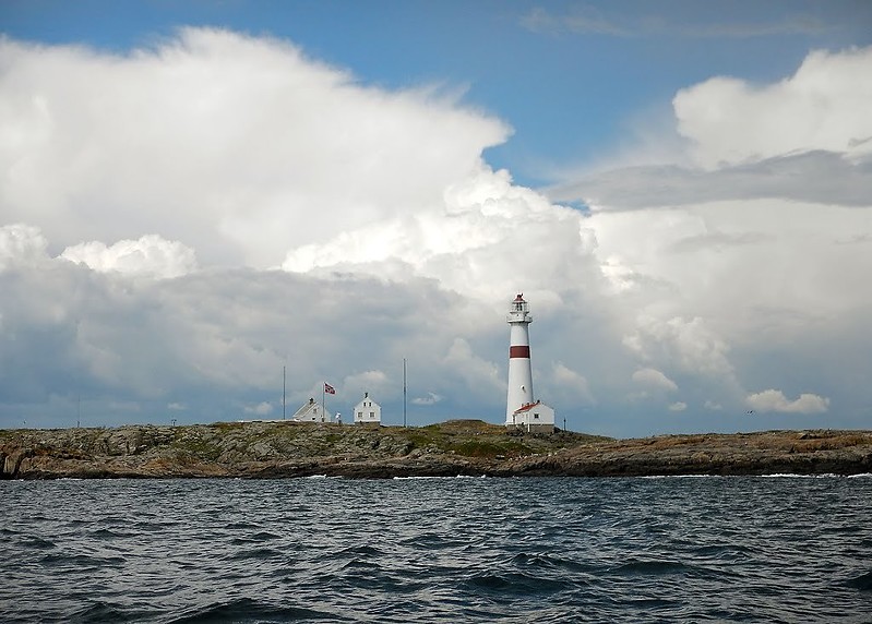 Arendal / Store Torungen lighthouse
Author of the photo: Grigory Shmerling

Keywords: Arendal;Norway;Skagerrak