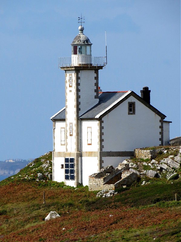 Brittany / Finistere / Camaret Region / Phare de Pointe de Toulinguet
Author of the photo: [url=https://www.flickr.com/photos/yiddo2009/]Patrick Healy[/url]
Keywords: Brittany;France;Bay of Biscay