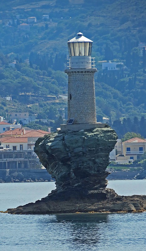Kykladen / Andros / Andros Chóra / Tourlitis Lighthouse
Author of the photo: [url=https://www.flickr.com/photos/21475135@N05/]Karl Agre[/url]
Keywords: Andros;Greece;Aegean sea