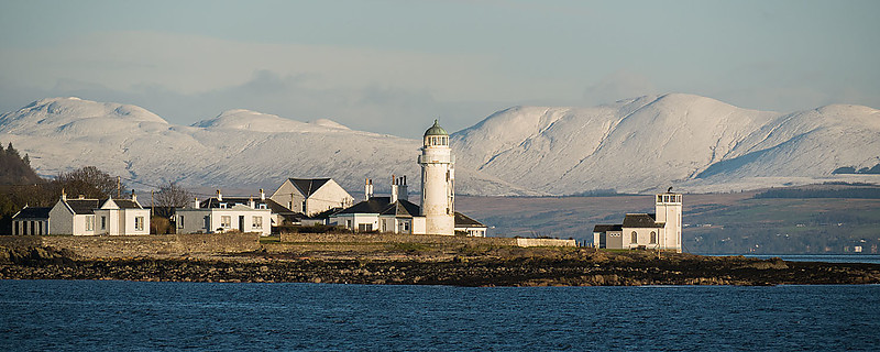 Toward Point Lighthouse
Author of the photo: [url=https://www.flickr.com/photos/seapigeon/]Graeme Phanco[/url]
Keywords: Dunoon Ward;United Kingdom;Innellan;Scotland