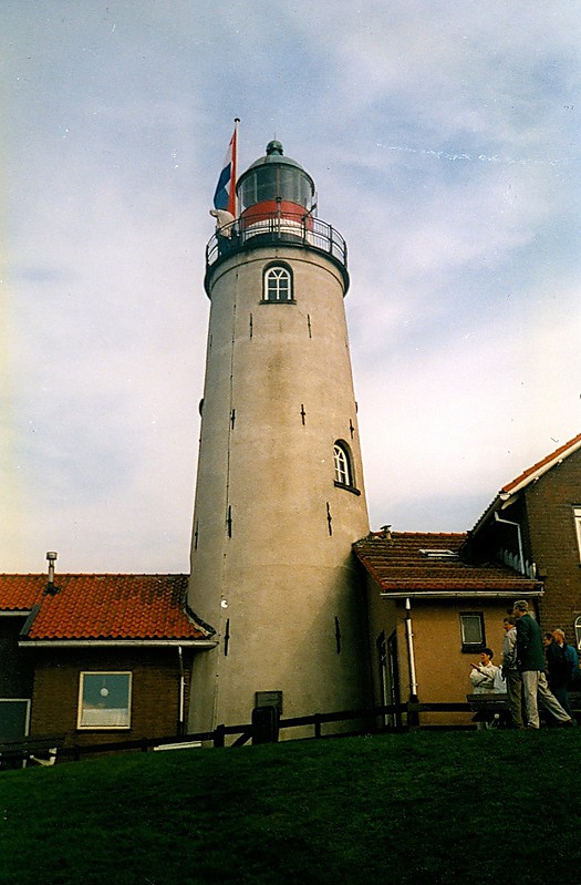 IJsselmeer / Urk Lighthouse
Jaap sent me some of his photos, so i've scanned them and upload here under his name. 
1997
Keywords: Urk;IJsselmeer;Netherlands