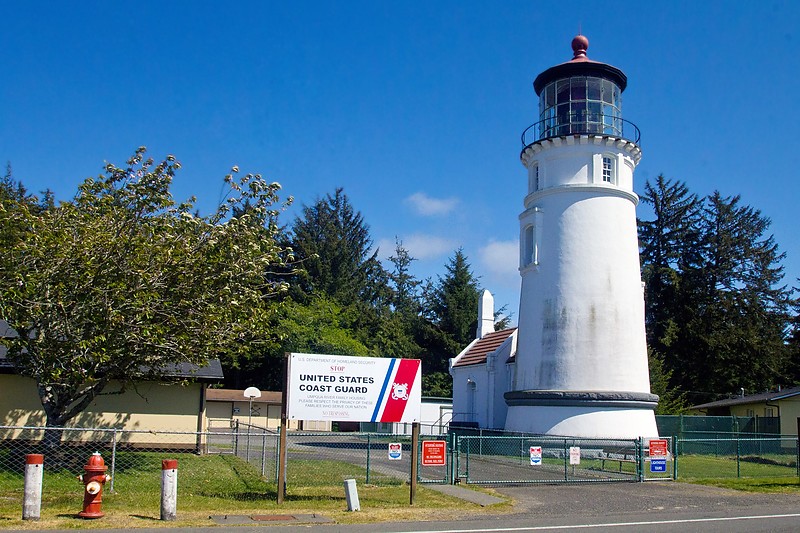 Oregon / Umpqua River lighthouse
Author of the photo: [url=https://jeremydentremont.smugmug.com/]nelights[/url]
Keywords: Oregon;United States;Pacific ocean;Winchester Bay