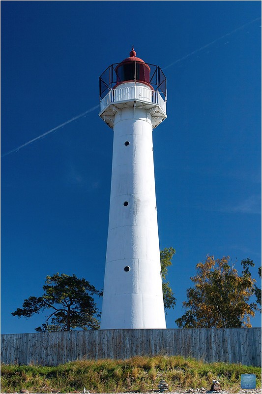 Vormsi (Saxby) Range Front lighthouse
Author of the photo: [url=http://www.panoramio.com/user/1496126]Tuderna[/url]
Keywords: Baltic sea;Estonia;Saxby