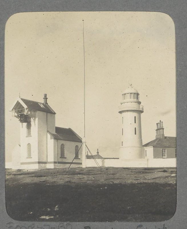 Toward Point Lighthouse and foghorn - historic picture
[url=https://www.rijksmuseum.nl]Source[/url]
Keywords: Dunoon Ward;United Kingdom;Innellan;Scotland;Historic;Siren
