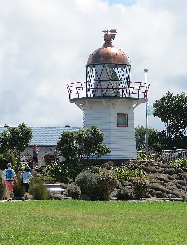 Wairoa / Portland Island lighthouse
Author of the photo: [url=https://www.flickr.com/photos/21475135@N05/]Karl Agre[/url]
Keywords: New Zealand;North Island;Wairoa;Pacific ocean