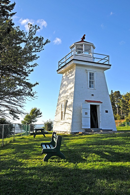 Nova Scotia / Walton Harbour Lighthouse
Author of the photo: [url=https://www.flickr.com/photos/archer10/]Dennis Jarvis[/url]
Keywords: Minas Basin;Canada;Nova Scotia