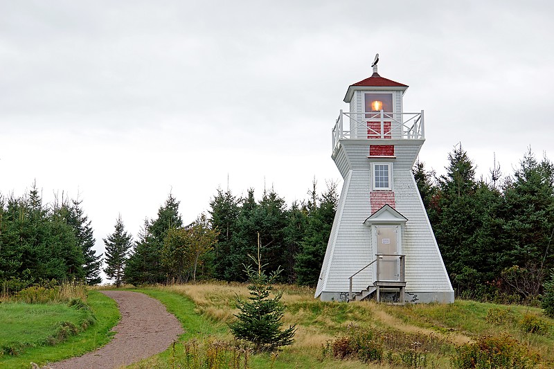 Prince Edward Island /Warren Cove Range Rear lighthouse
Author of the photo: [url=https://www.flickr.com/photos/archer10/] Dennis Jarvis[/url]

Keywords: Prince Edward Island;Canada;Northumberland strait