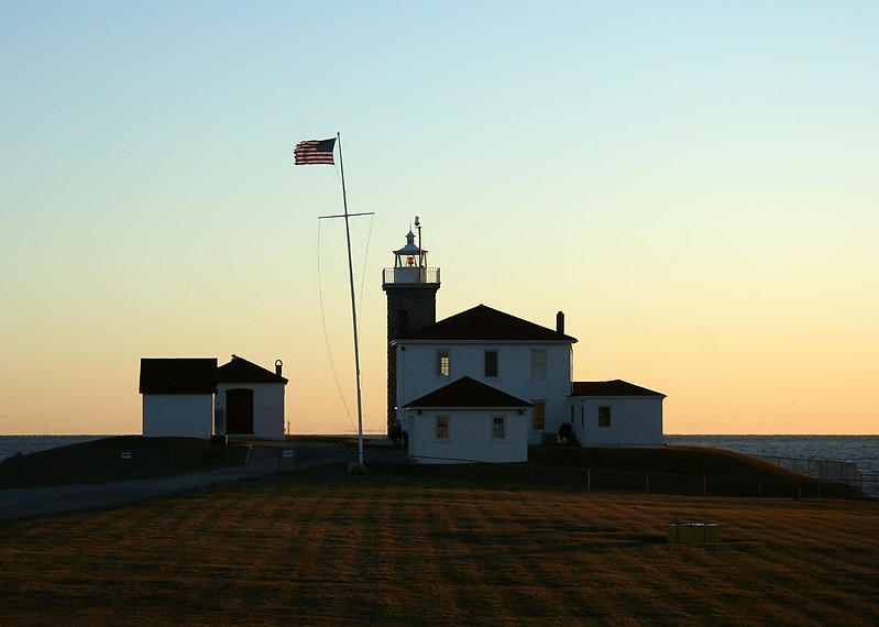 Rhode Island / Watch Hill lighthouse  - sunset picture
Author of the photo:[url=https://www.flickr.com/photos/lighthouser/sets]Rick[/url]

Keywords: Rhode Island;United States;Atlantic ocean;Block Island Sound;Sunset