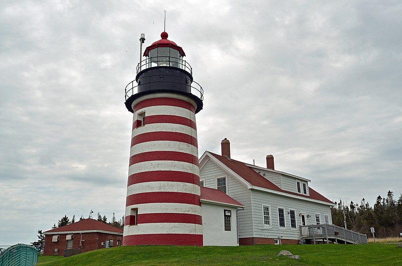 Maine / West Quoddy Head lighthouse
Author of the photo: [url=https://www.flickr.com/photos/8752845@N04/]Mark[/url]
Keywords: Maine;United States;Atlantic ocean