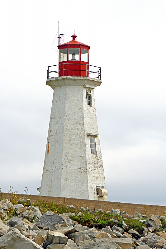 Nova Scotia / Western Head Lighthouse
Author of the photo: [url=https://www.flickr.com/photos/archer10/] Dennis Jarvis[/url]

Keywords: Nova Scotia;Canada;Atlantic ocean