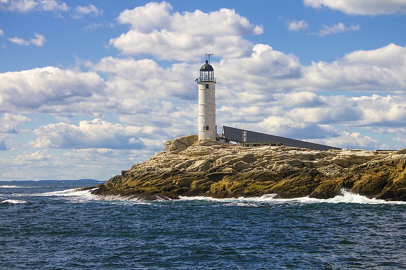 New Hampshire / Isles of Shoals / White Island lighthouse
Author of the photo: [url=https://jeremydentremont.smugmug.com/]nelights[/url]
Keywords: New Hampshire;United States;Atlantic ocean