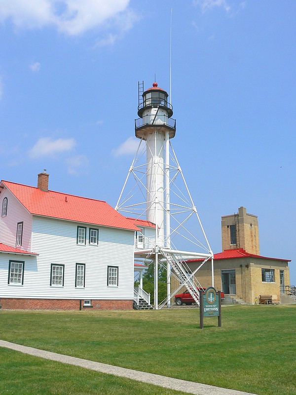 Michigan / Whitefish Point lighthouse
Author of the photo: [url=https://www.flickr.com/photos/8752845@N04/]Mark[/url]
Keywords: Michigan;United States;Lake Superior