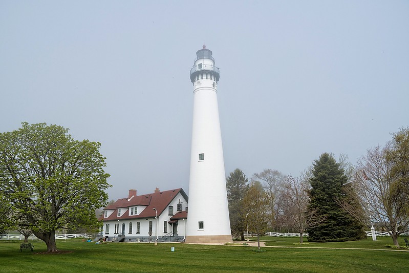 Wisconsin / Wind Point lighthouse
Author of the photo: [url=https://www.flickr.com/photos/selectorjonathonphotography/]Selector Jonathon Photography[/url]
Keywords: Wisconsin;United States;Lake Michigan
