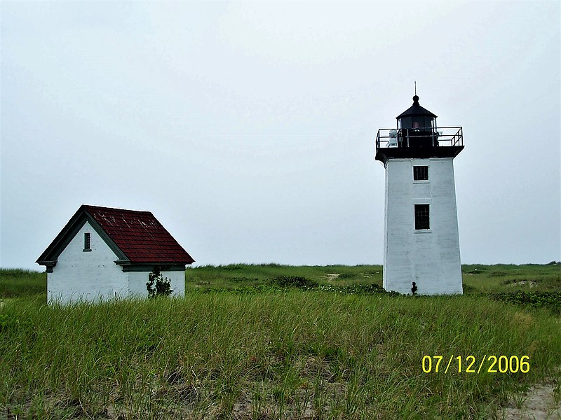 Massachusetts / Wood End lighthouse
Author of the photo: [url=https://www.flickr.com/photos/bobindrums/]Robert English[/url]
Keywords: Massachusetts;United States;Cape Cod;Atlantic ocean;Provincetown
