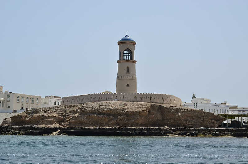 Sur / Al-Ayjah Lighthouse
AKA Sur lighthouse
Keywords: Oman;Gulf of Oman;Sur