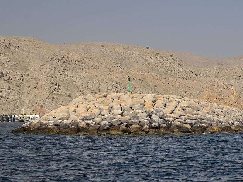 Khasab / Breakwater Head light
Keywords: Khasab;Oman;Persian Gulf;Strait of Hormuz
